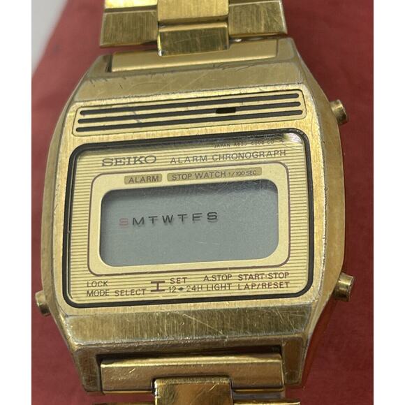 VTG 1980s SEIKO A639-5009 LCD CHRONOGRAPH WATCH GOLD TONE Dead Battery - Picture 10 of 16